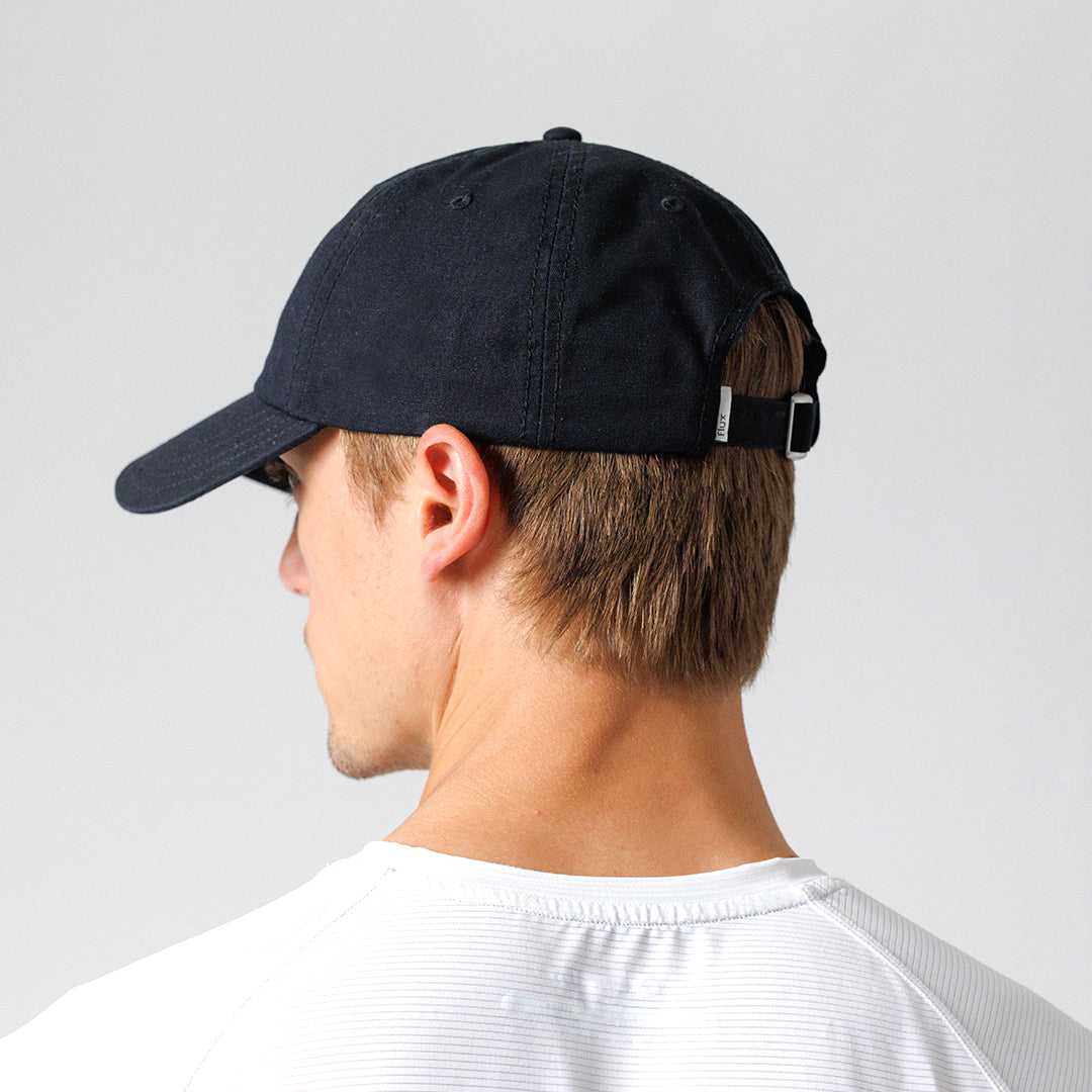 Flux-HAT-DH-Black-OnModel-2.jpg